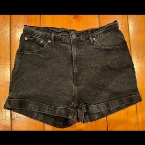 Levi’s Mom Shorts - Flash Black - Size 31